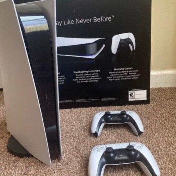 PlayStation 5 console Brand New (opened once) 500GB digital version!! - Picture 2 of 2